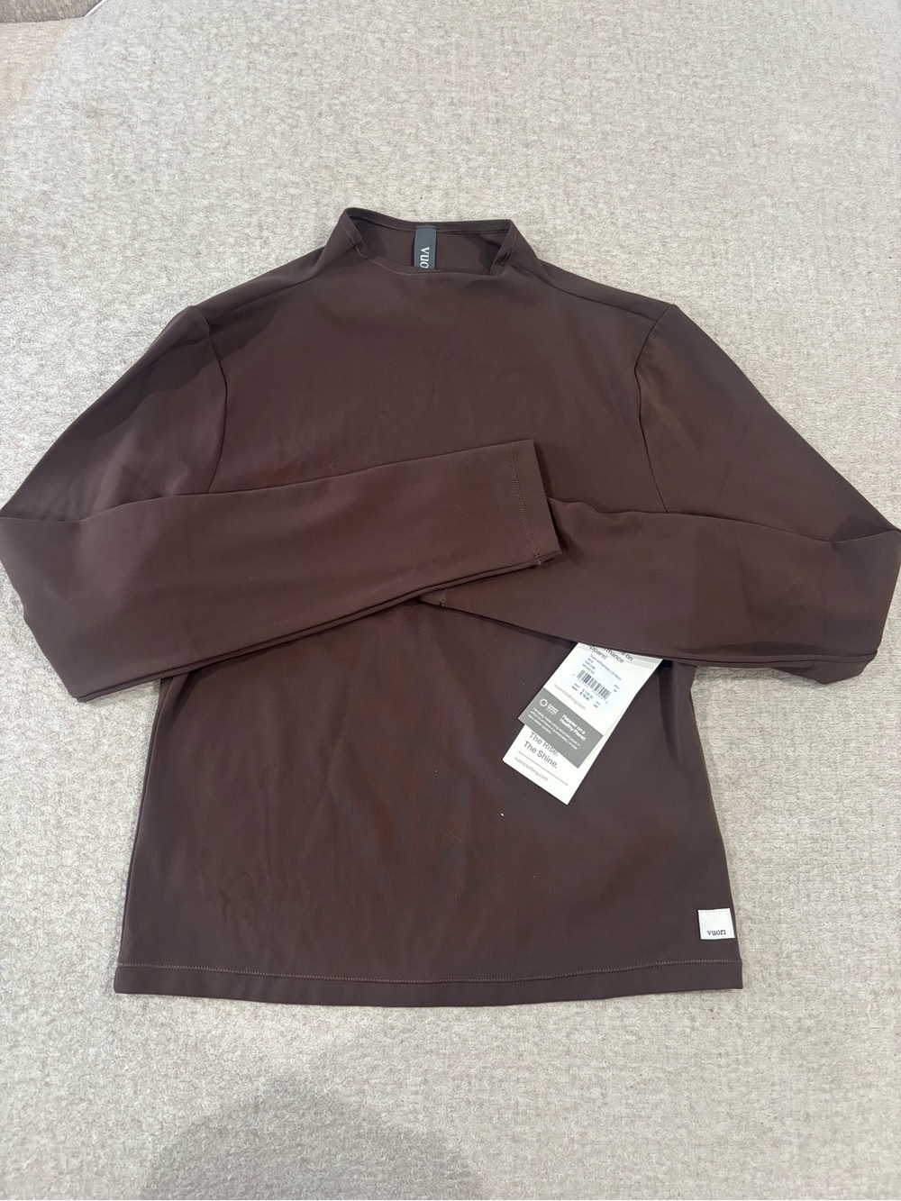 Vuori Women’s Brown Long Sleeve Mock Neck Top